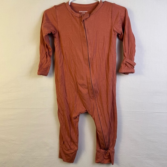 Aablexema Rust Two Way Zipper Baby Onesie Size 6-12M - Picture 1 of 5